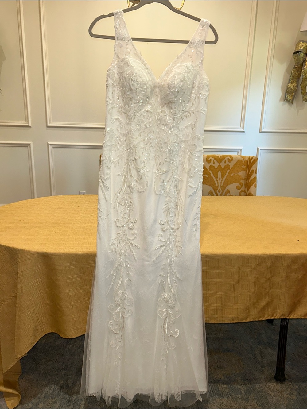Elegant White Beaded V-Neck Prom Dress